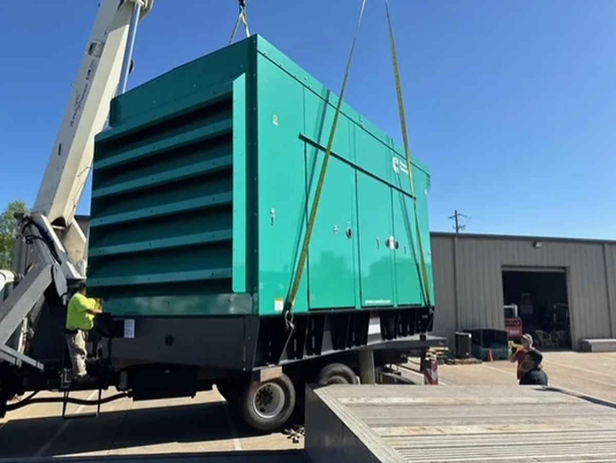 Owner-supplied photograph representing professional industrial generator crane removal